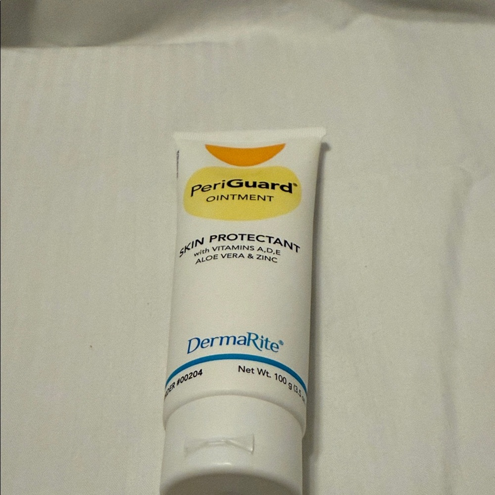 PeriGuard Ointment - White and Yellow - Picture 3 of 8